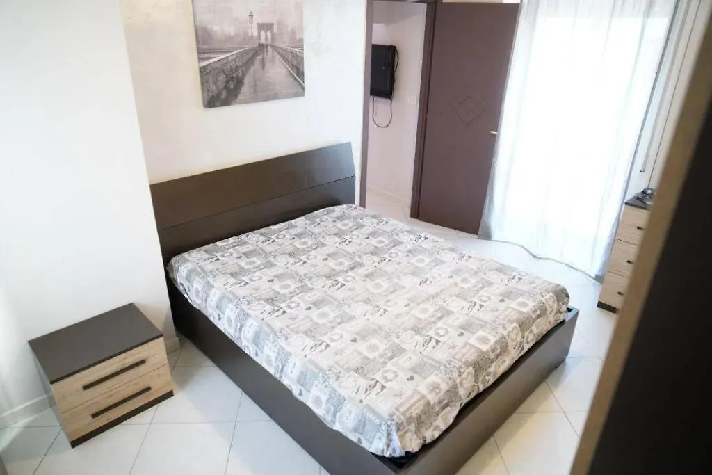 Alvi Palmieri Villa Naples 0*,  Italy